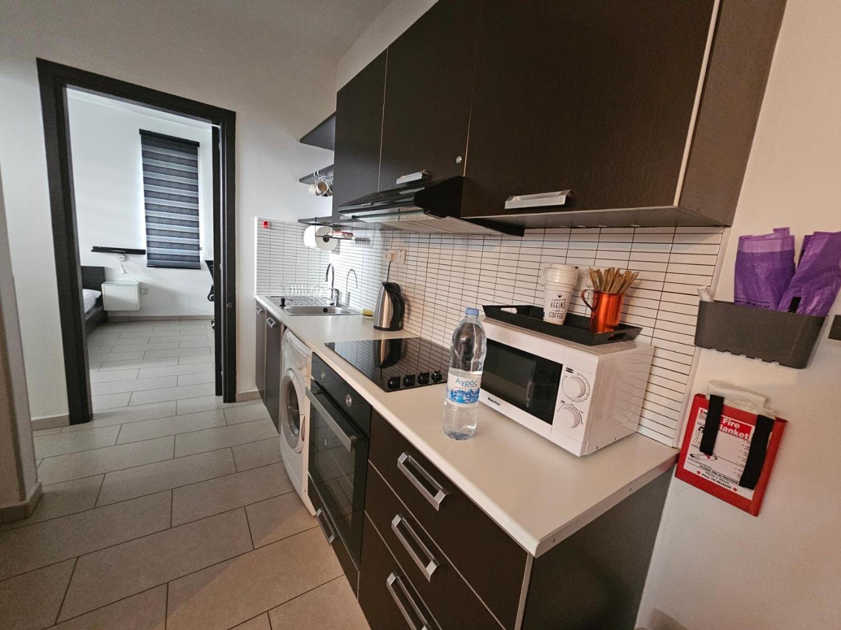 Nina Court Residence - University Of Cyprus - Aglantzia Exterior foto